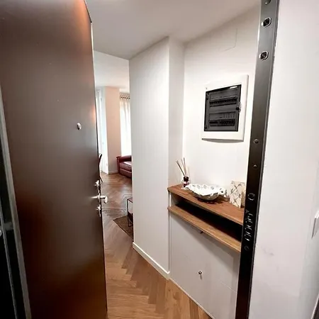 Apartamento Porta Venezia Luxury One-bedroom Milán